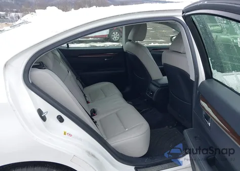 2015 Lexus Es 350 z USA, uszkodzony, nr VIN JTHBK1GG9F2197497